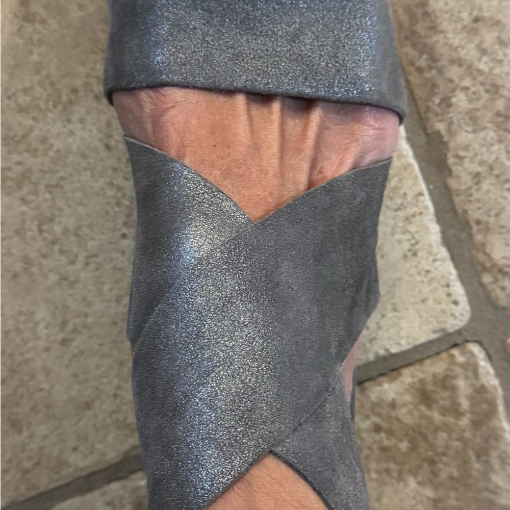 Stylish Gray Crisscross Sandals